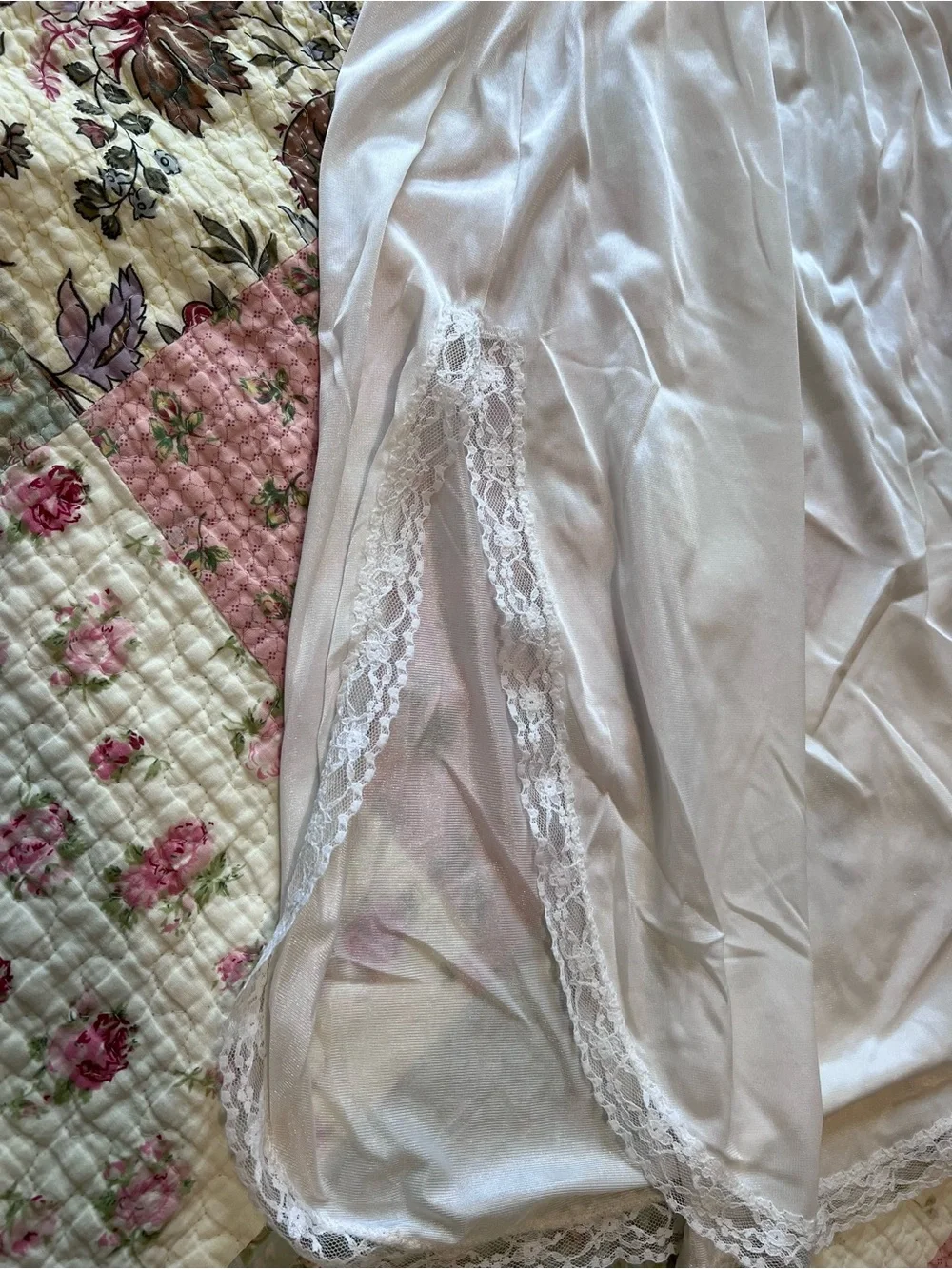 Vintage Mel-Lin White Lace Trim Half Slip Skirt High Side Slit Large L - Picture 5 of 6